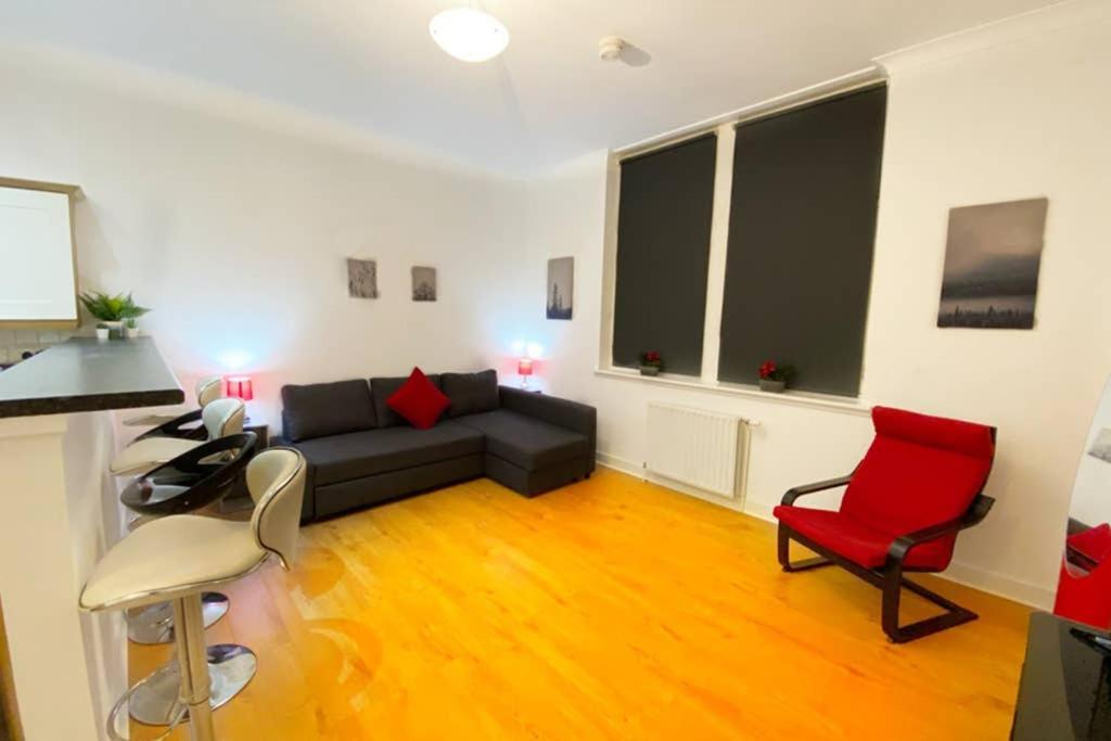 Cozy Nights - Ibrox Street Apartment Глазгоу Екстериор снимка